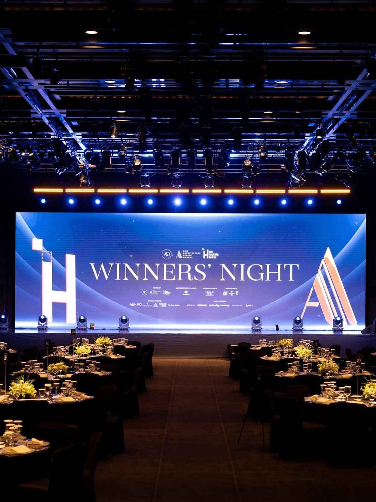 Strengthening Internal Branding and Corporate Culture
